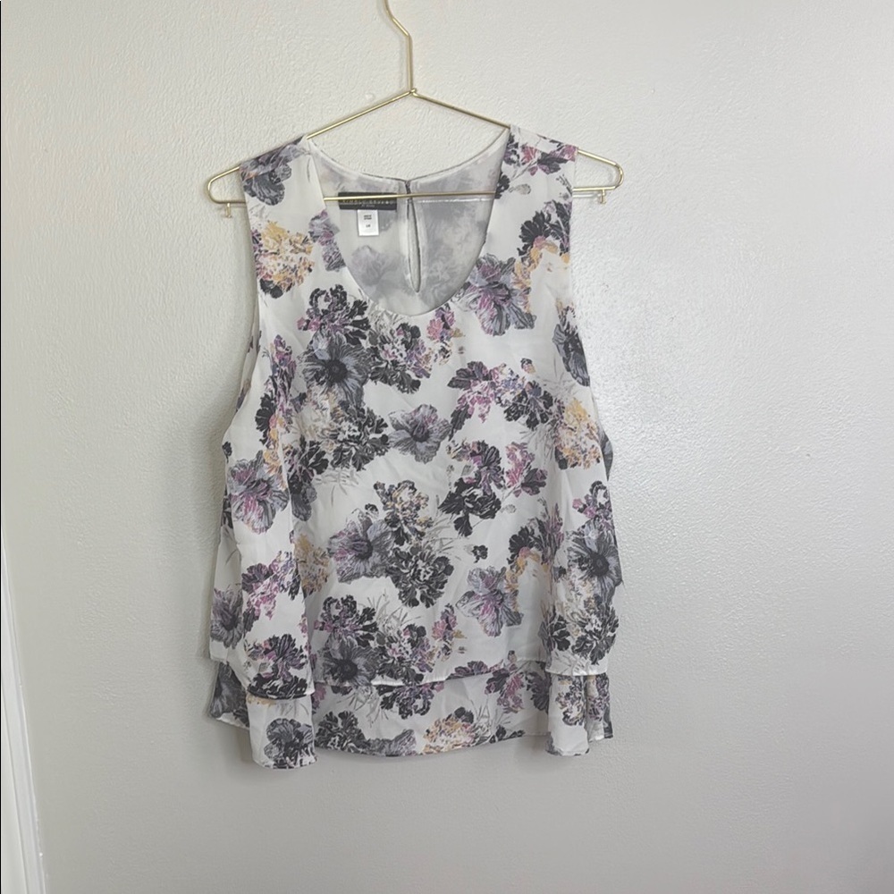 Women’s L Simply Styled Floral Sleeveless Blouse - White and Purple